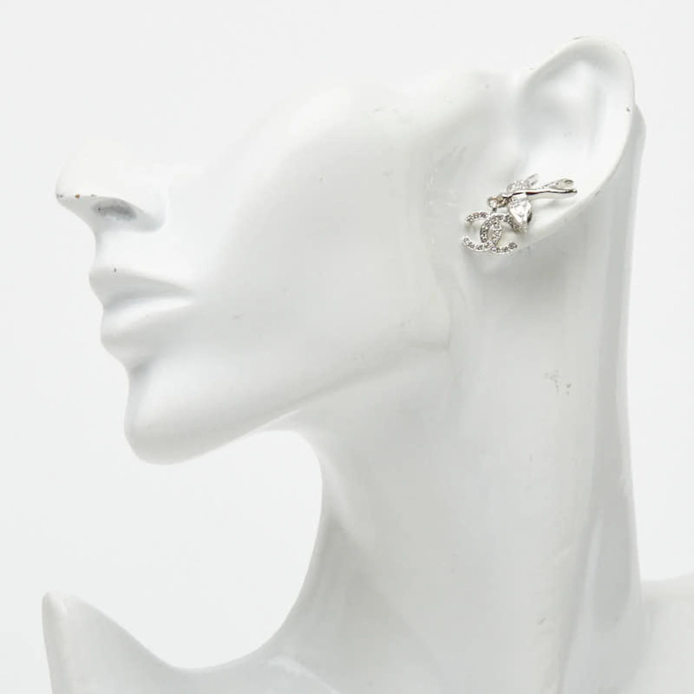 CHANEL Silver Earrings - Picture 5 of 5